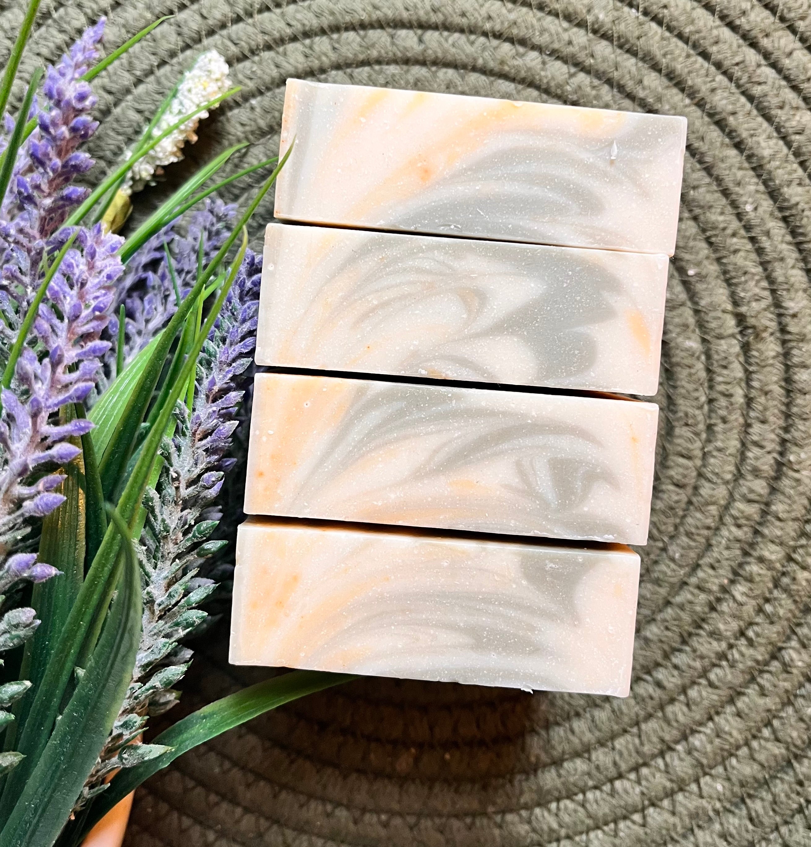Shea & Aloe Facial Bar